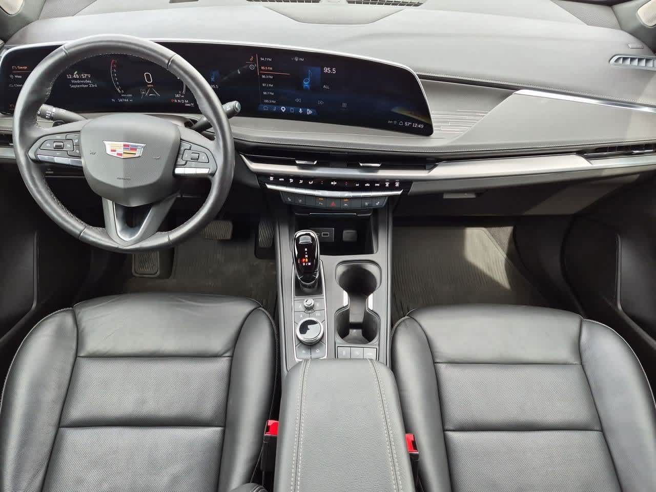 Used 2024 Cadillac XT4 Premium Luxury AWD/4WD image 15