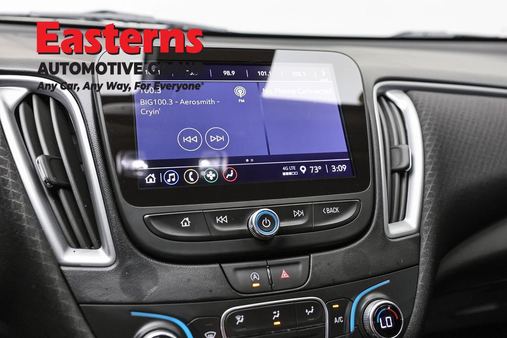 Used 2025 Chevrolet Malibu LT FWD image 19