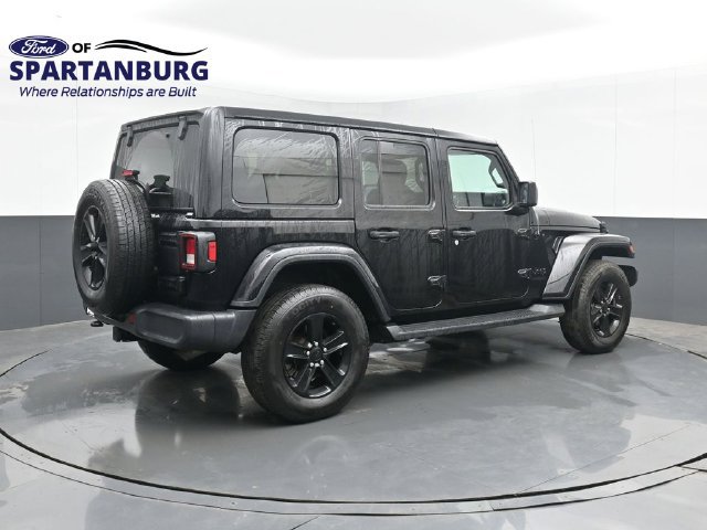 Used 2020 Jeep Wrangler Unlimited Sahara AWD/4WD image 2