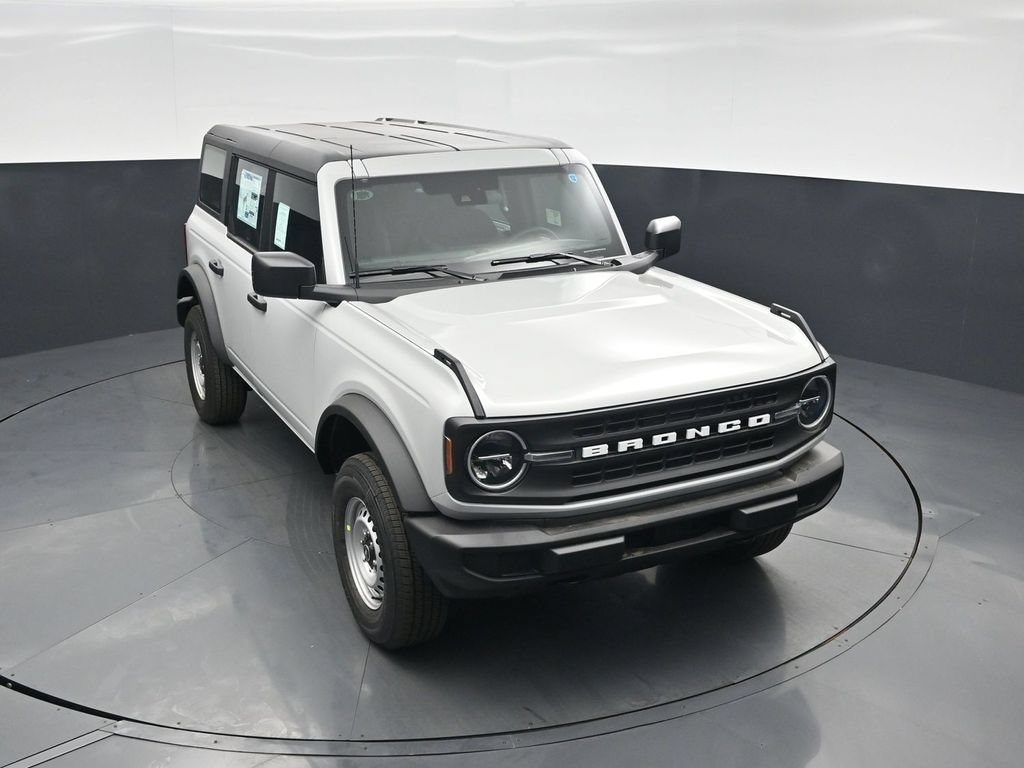 New 2026 Ford Bronco 4-Door AWD/4WD image 31