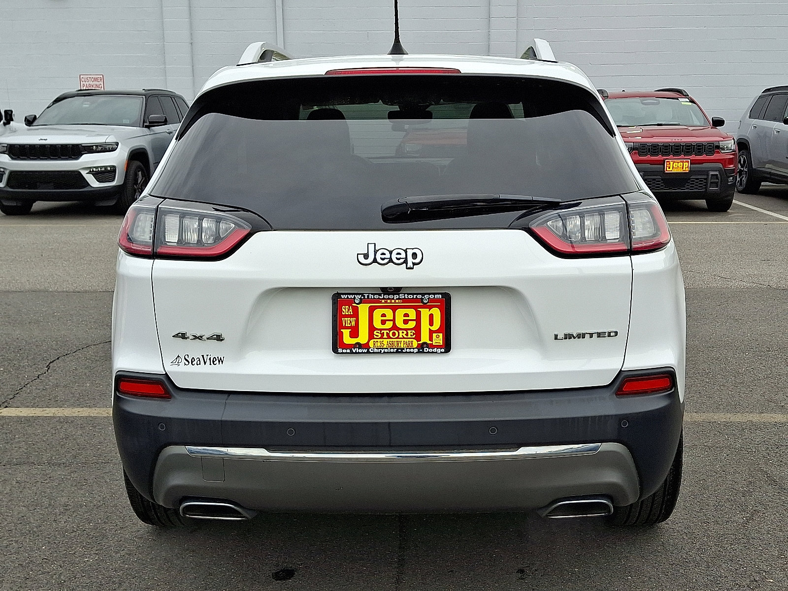 Certified 2019 Jeep Cherokee Limited w/ Technology Group AWD/4WD image 5
