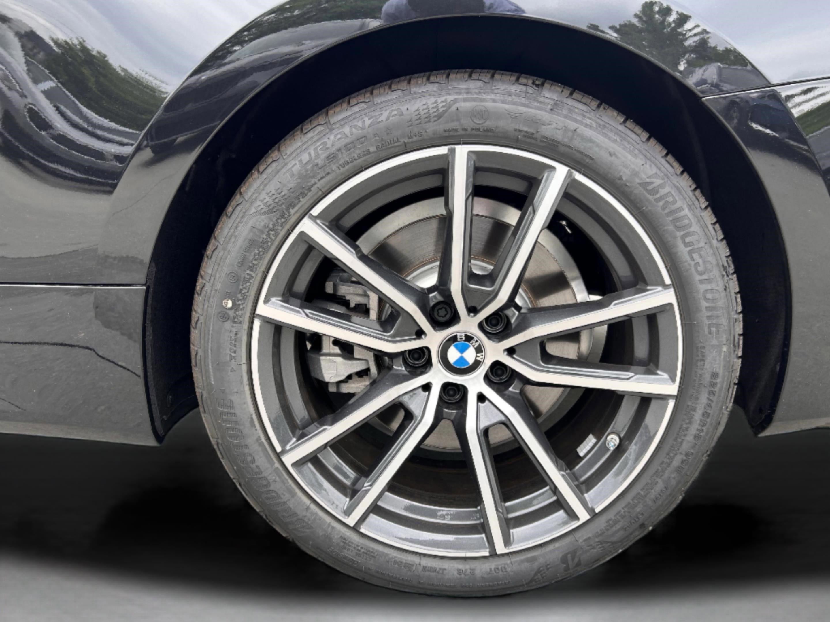 Used 2026 BMW 430i Coupe w/ Premium Package image 32