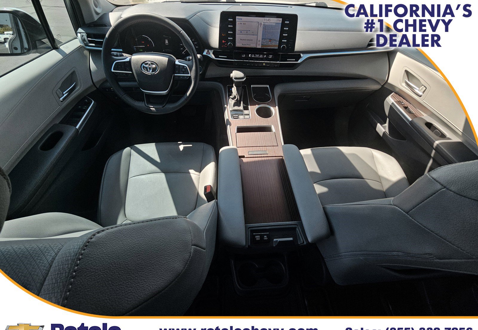 Used 2024 Toyota Sienna XLE w/ XLE Plus Package image 15