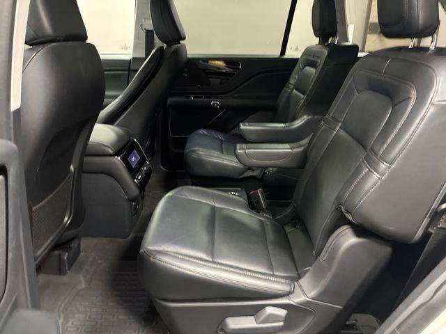 Used 2025 Lincoln Aviator Reserve w/ Jet Appearance Package RWD image 26