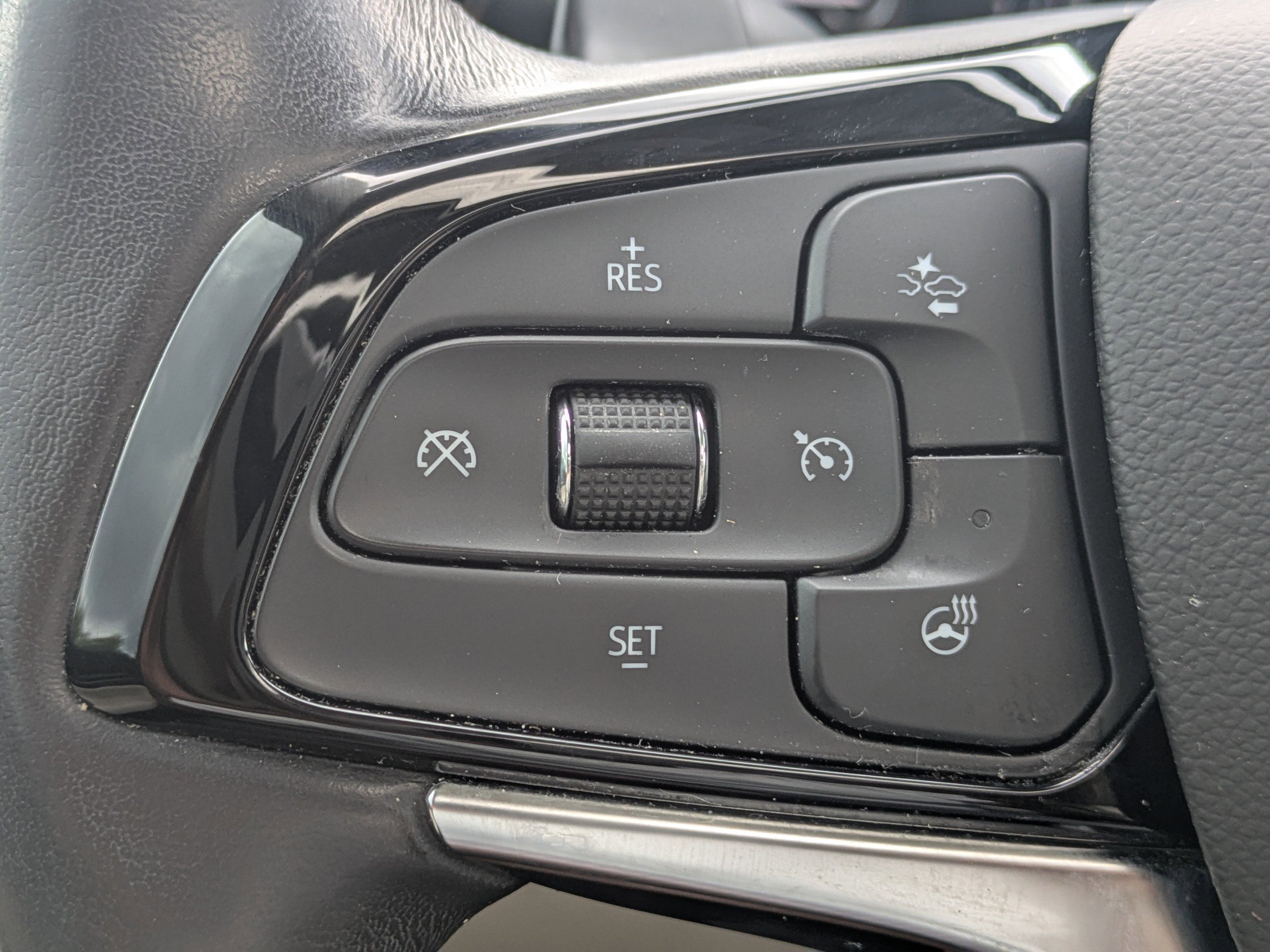 Used 2023 Buick Enclave Essence w/ Experience Buick Package image 28