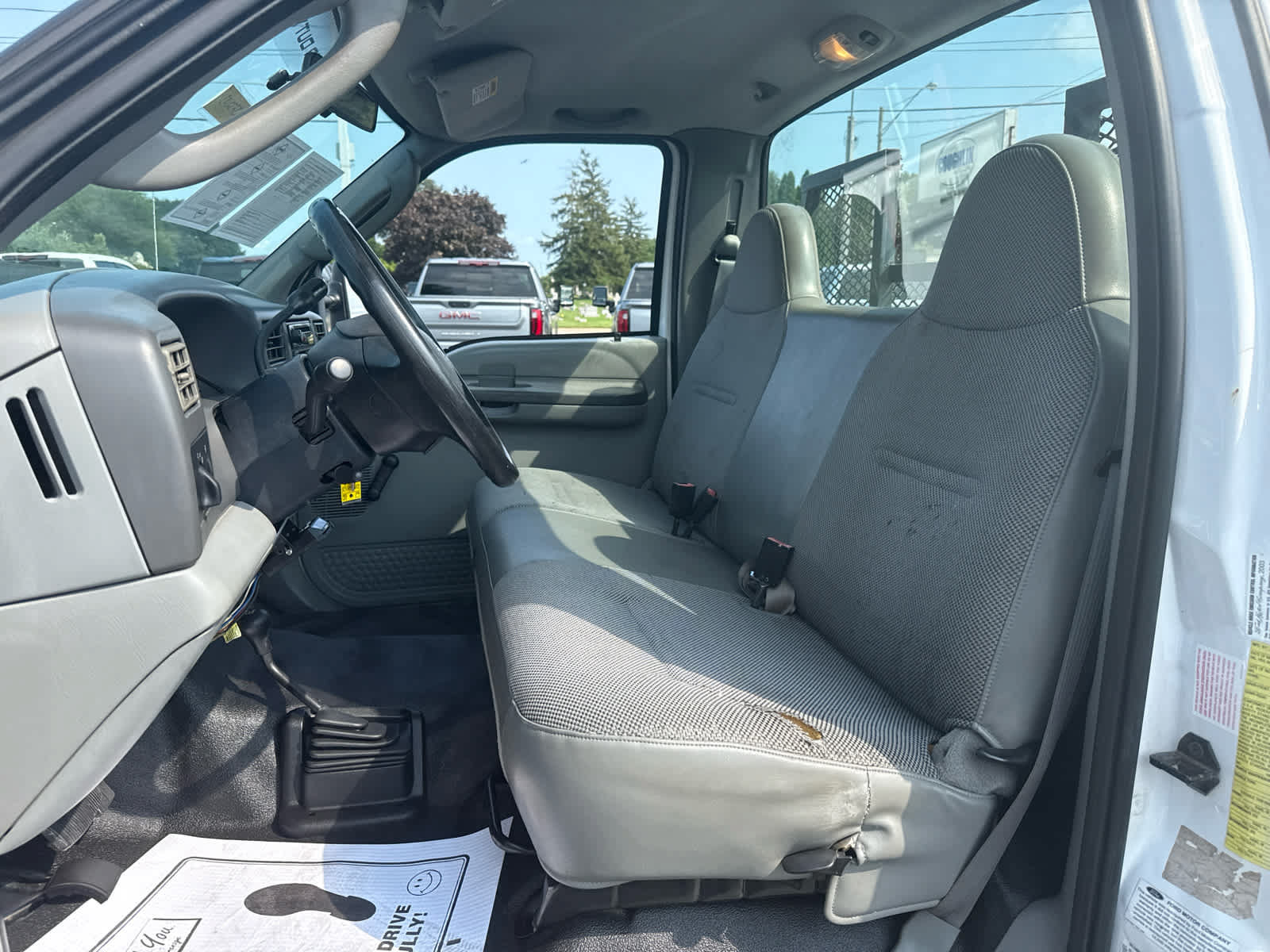 Used 2004 Ford F350 XL AWD/4WD image 12