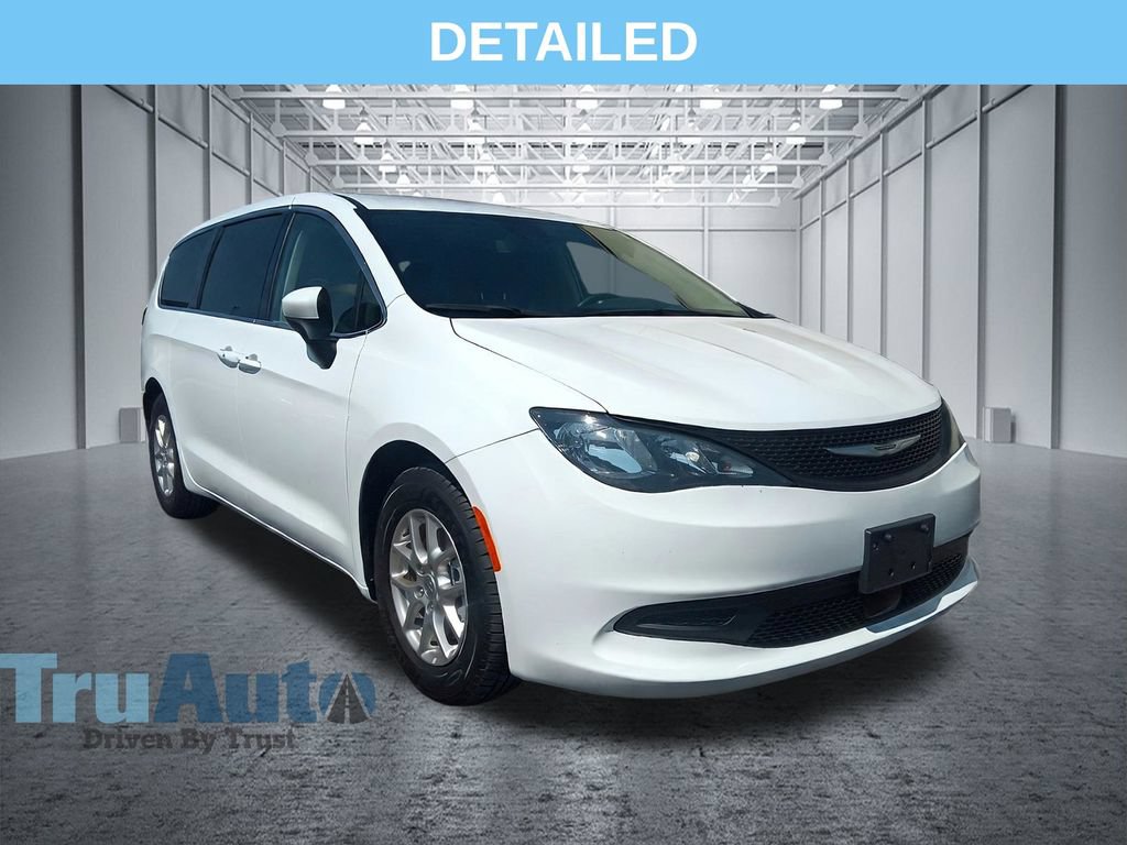 Used 2023 Chrysler Voyager LX