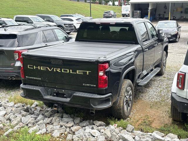 Used 2024 Chevrolet Silverado 2500 Custom w/ Custom Value Package AWD/4WD image 4
