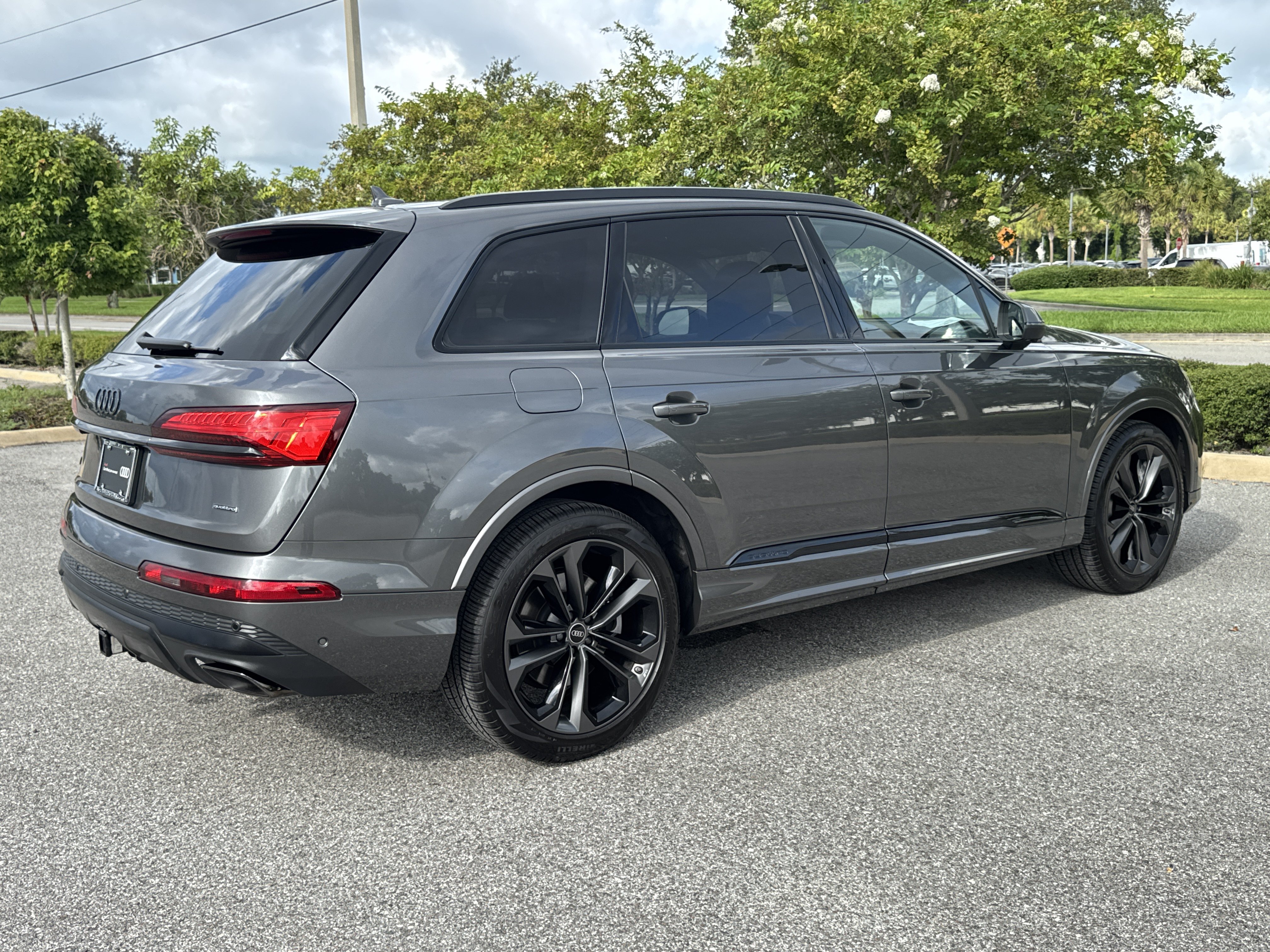 Certified 2026 Audi Q7 3.0T Premium Plus AWD/4WD image 4