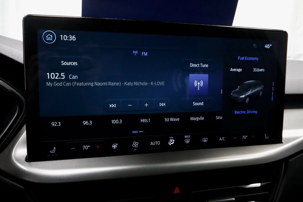 Used 2023 Ford Escape SE image 3