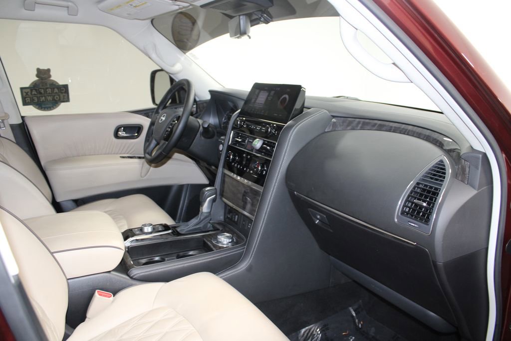 Used 2024 Nissan Armada Platinum w/ Captain's Chairs Package image 31