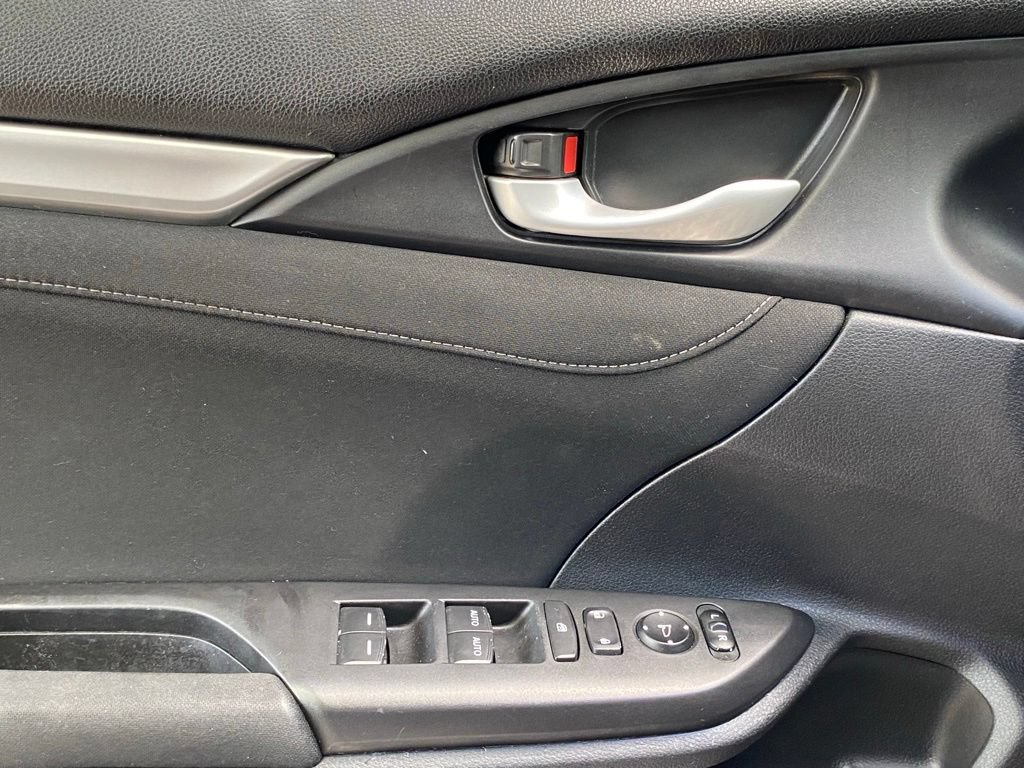 Used 2018 Honda Civic EX-T image 10