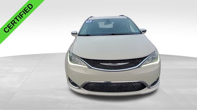 Used 2019 Chrysler Pacifica Limited image 4