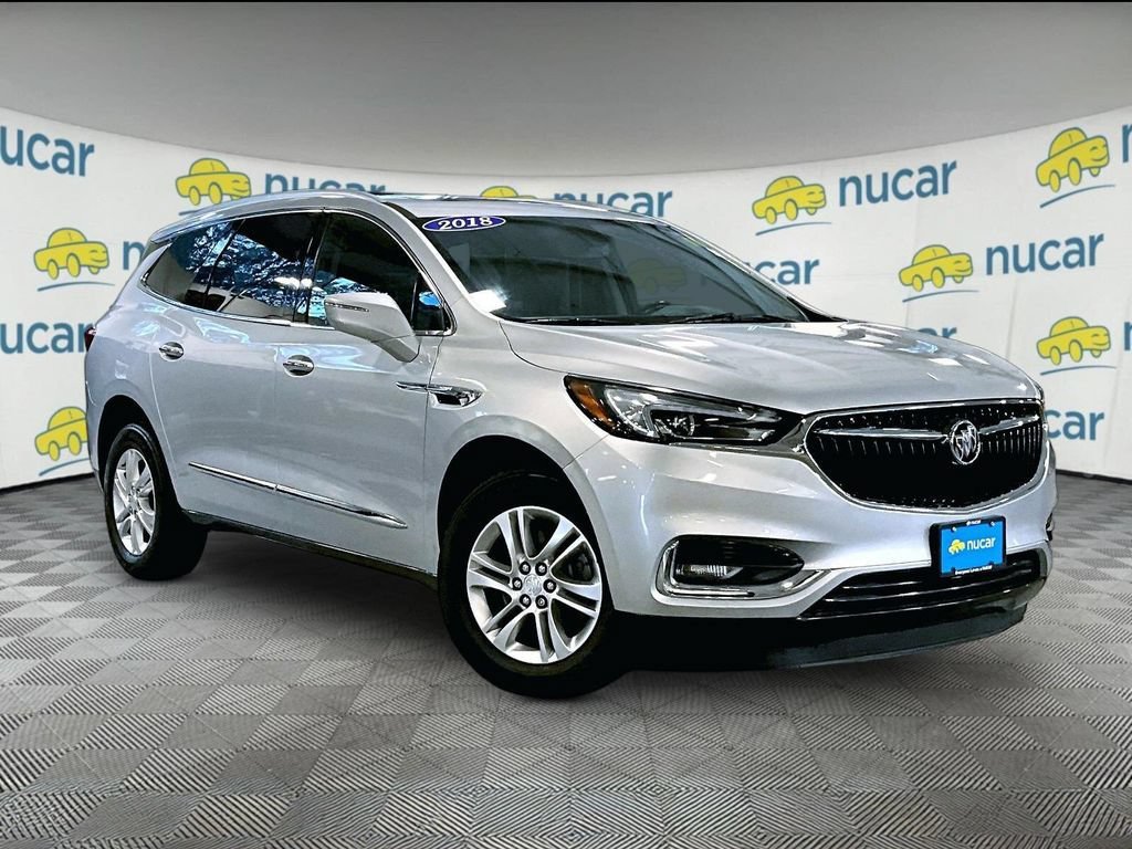 Used 2018 Buick Enclave Essence