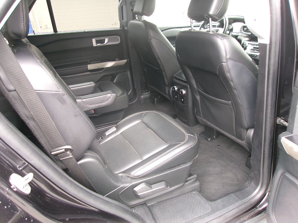 Used 2022 Ford Explorer Limited w/ Equipment Group 301A AWD/4WD image 10