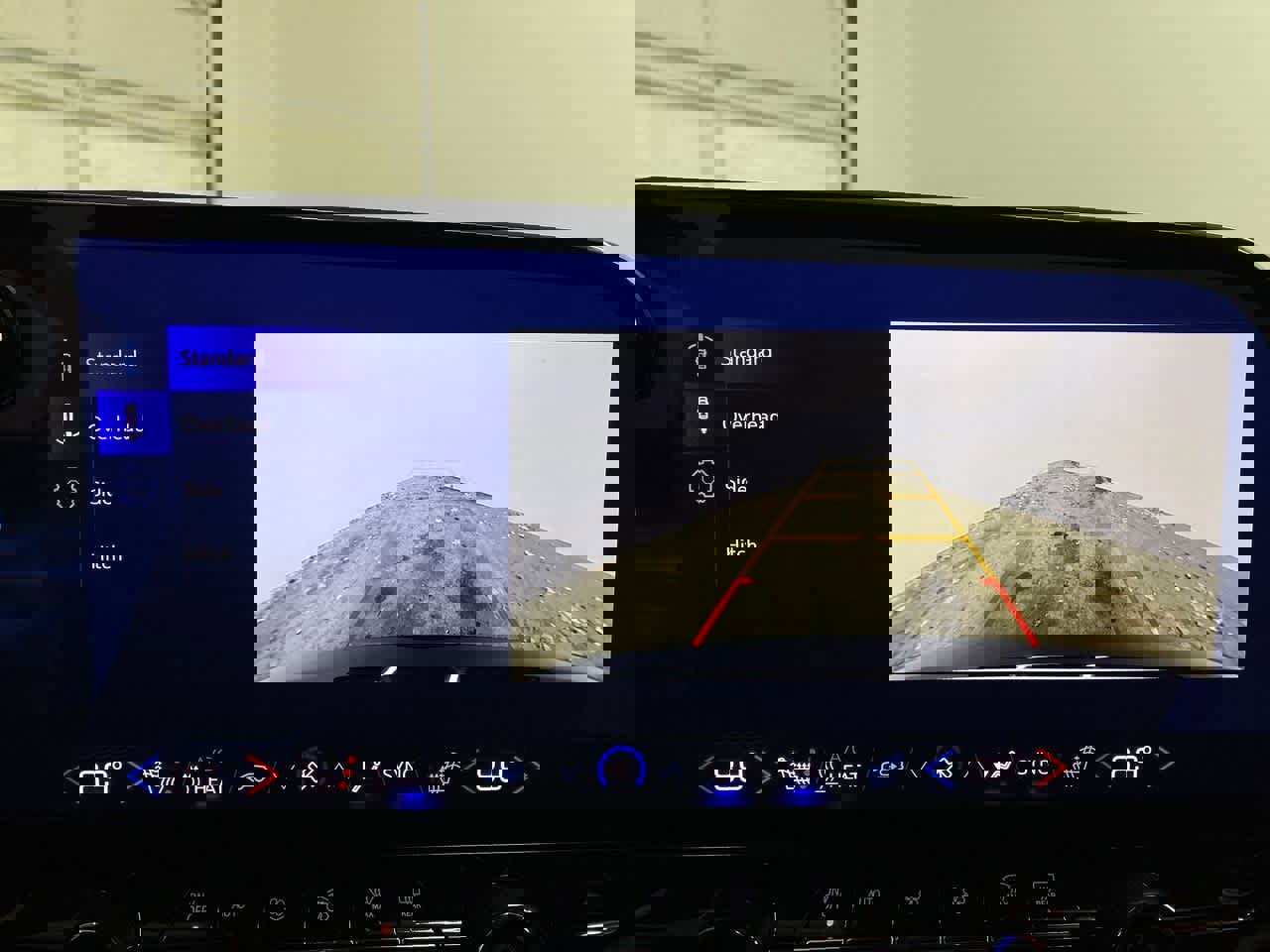 Used 2024 Chevrolet Blazer EV RS image 25