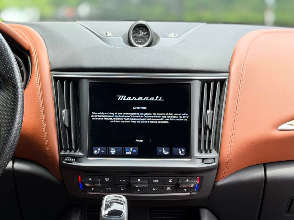 Used 2022 Maserati Levante GT AWD/4WD image 48
