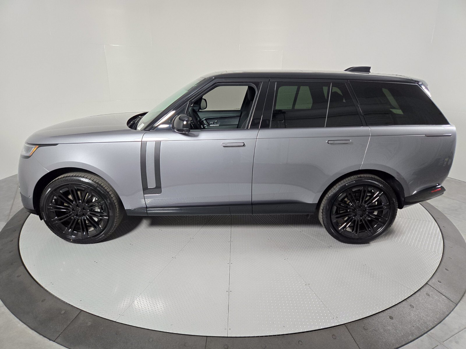 New 2026 Land Rover Range Rover SE AWD/4WD image 34