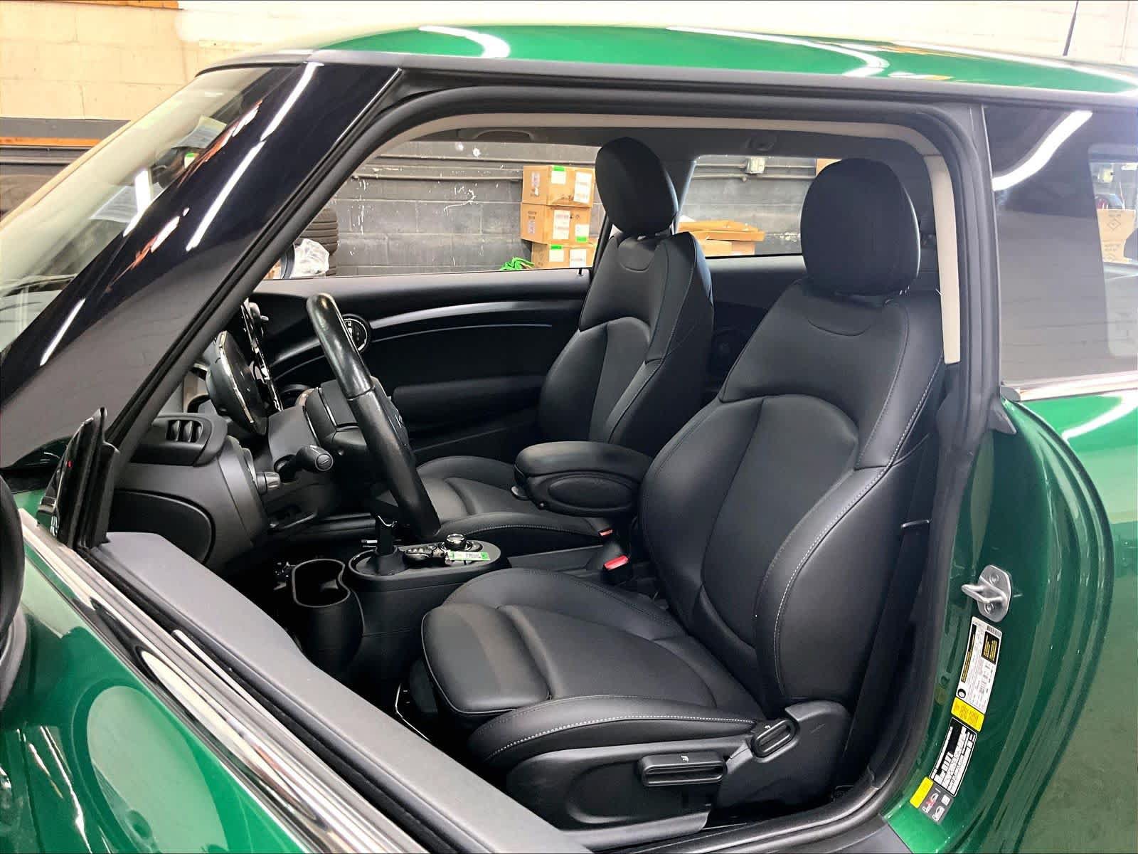 Used 2024 MINI Cooper SE FWD image 29