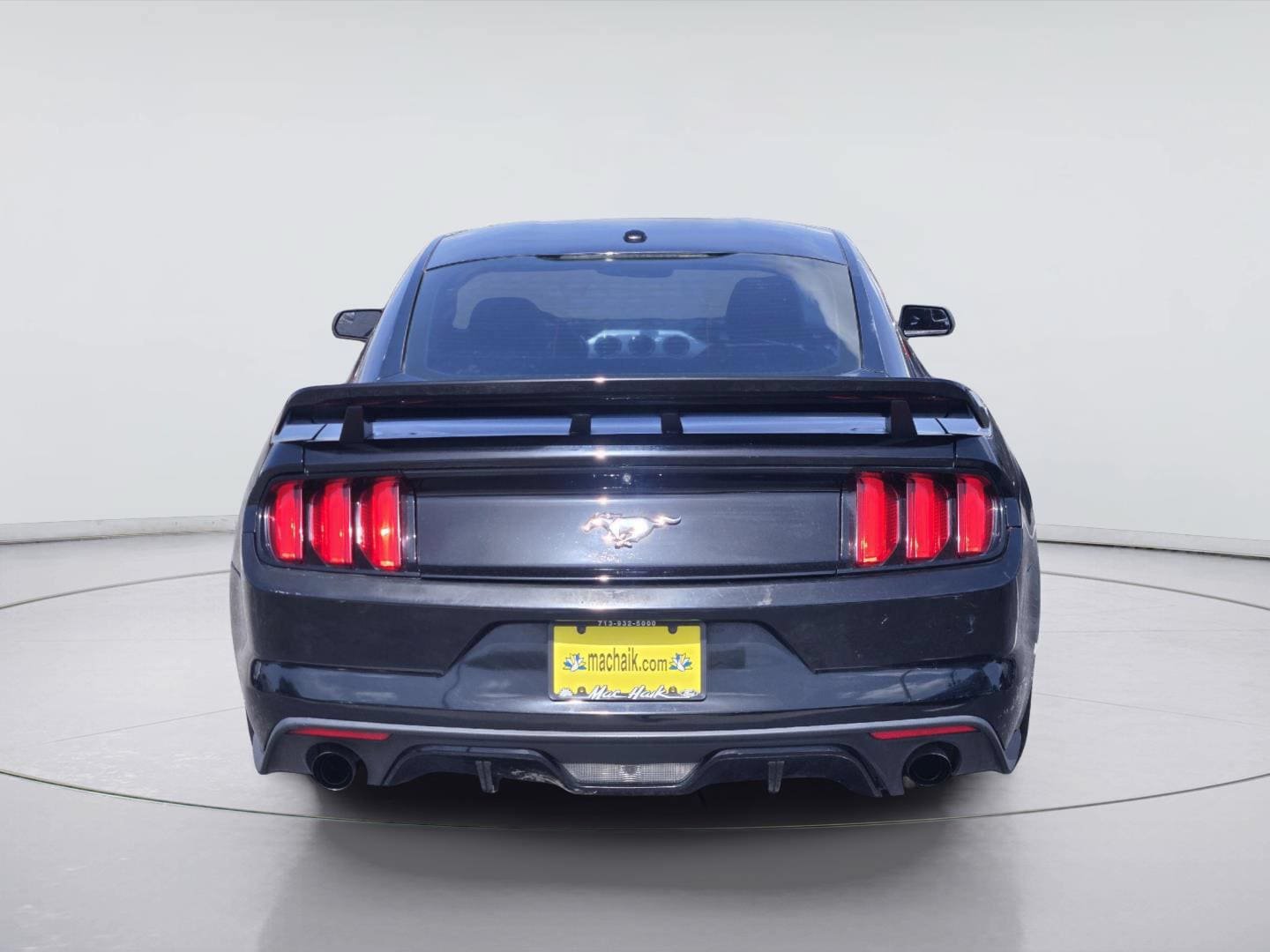 Used 2017 Ford Mustang Premium RWD image 7