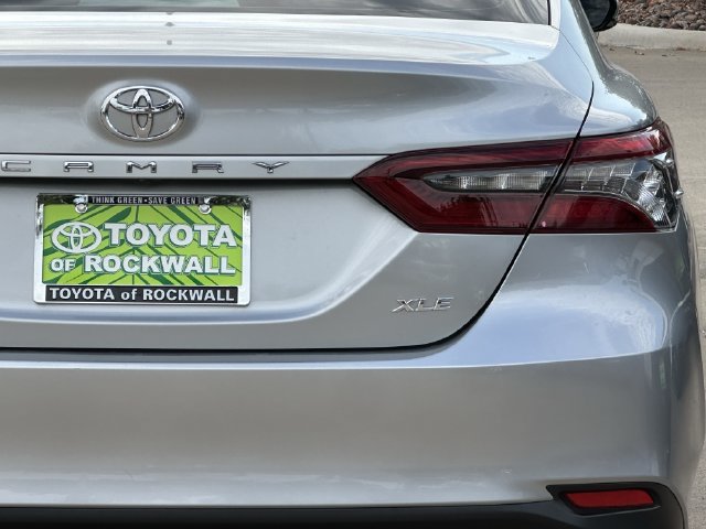 Used 2022 Toyota Camry XLE FWD image 6