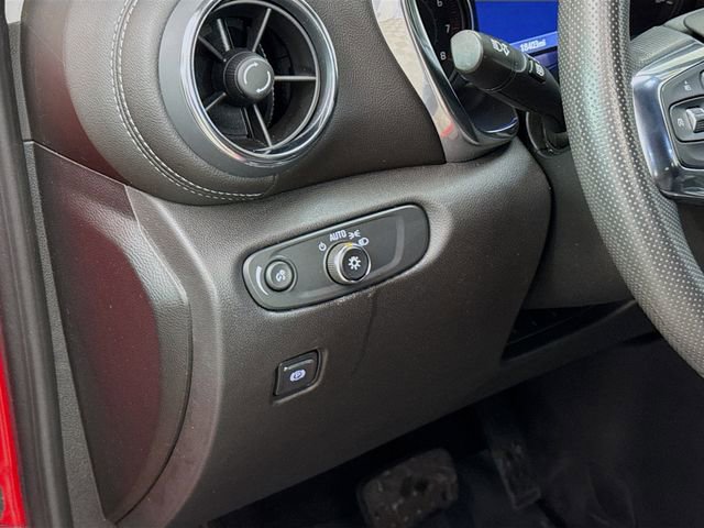 Used 2023 Chevrolet Blazer LT w/ Convenience Package image 11