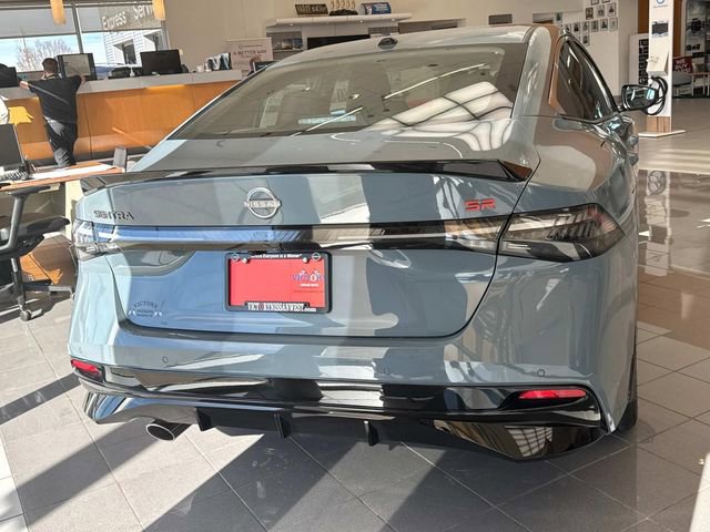 New 2026 Nissan Sentra SR w/ SR Premium Package FWD image 5