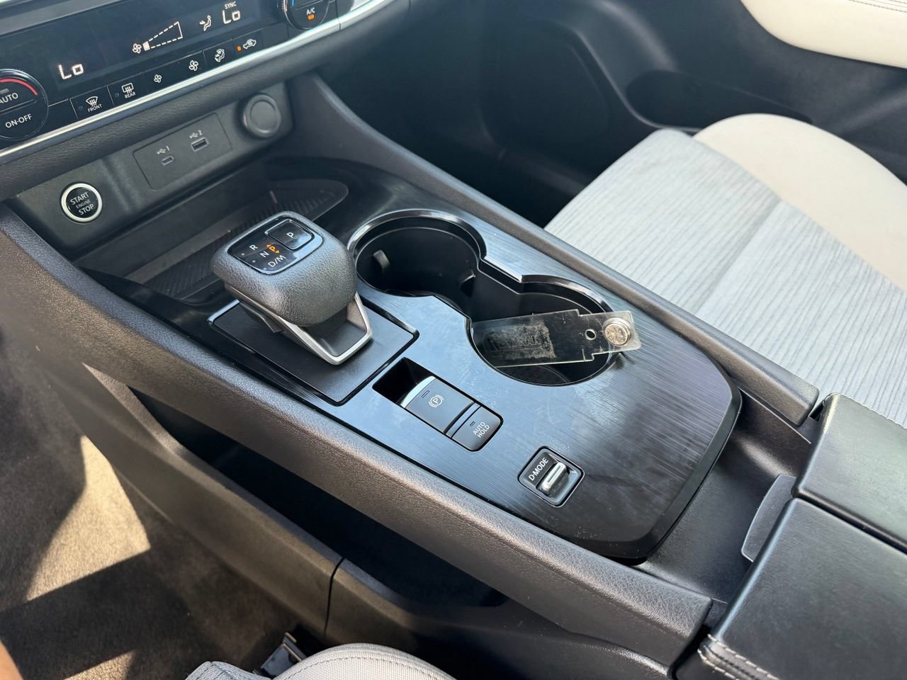 Certified 2023 Nissan Rogue SV FWD image 21