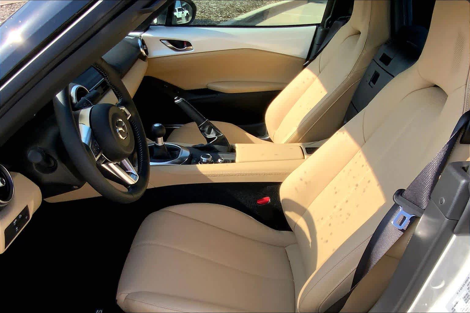 New 2025 MAZDA MX-5 Miata Grand Touring RWD image 5