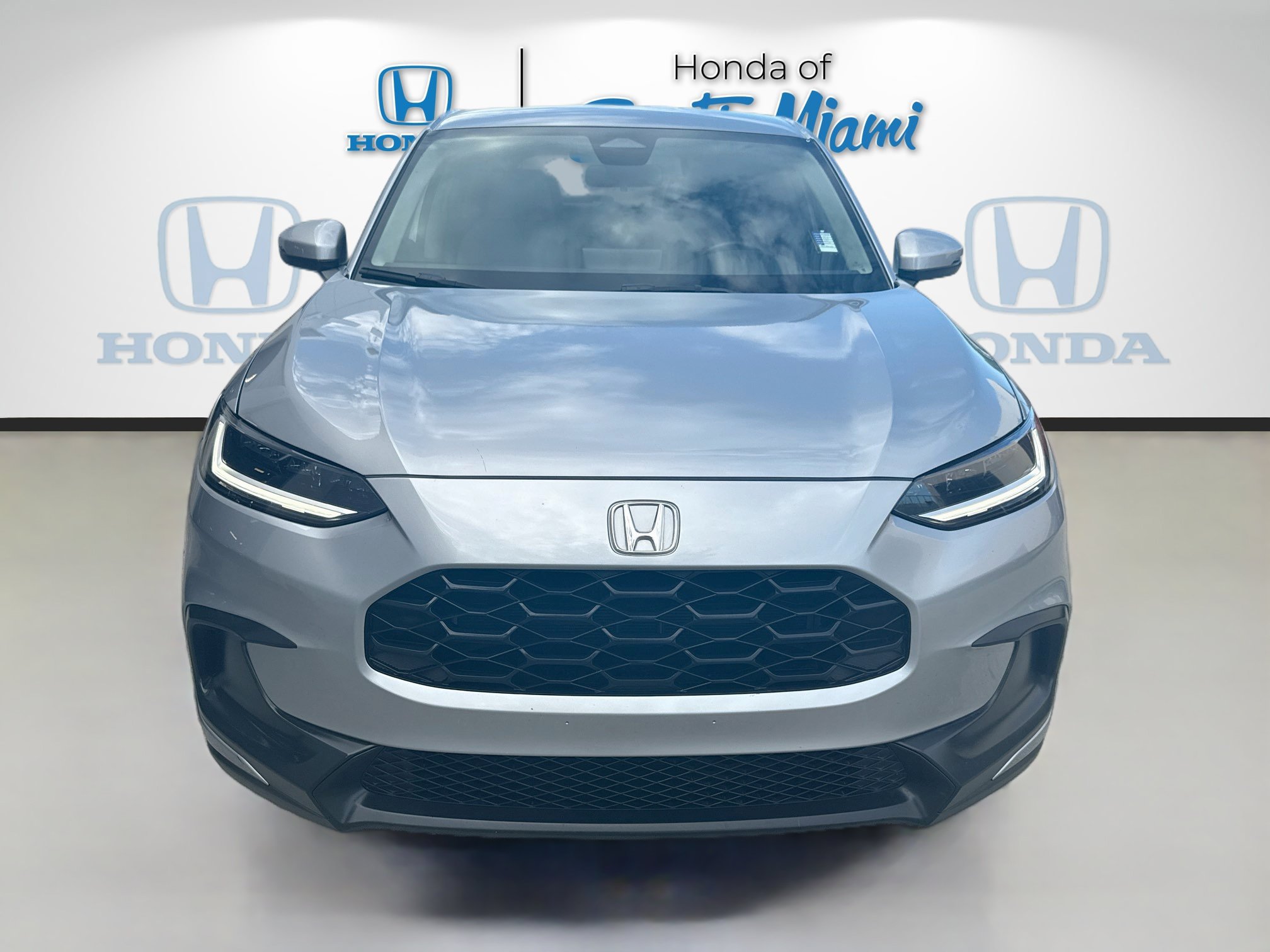 Certified 2024 Honda HR-V LX image 2