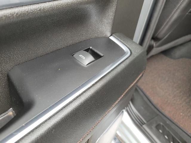 Used 2024 Chevrolet Silverado 2500 High Country w/ High Country Premium Package image 17