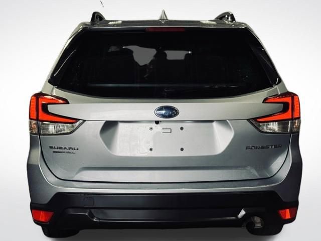 Used 2023 Subaru Forester Premium AWD/4WD image 7