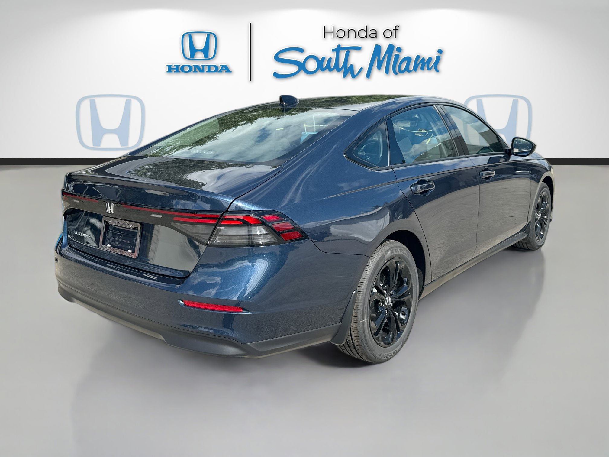 New 2025 Honda Accord SE image 6