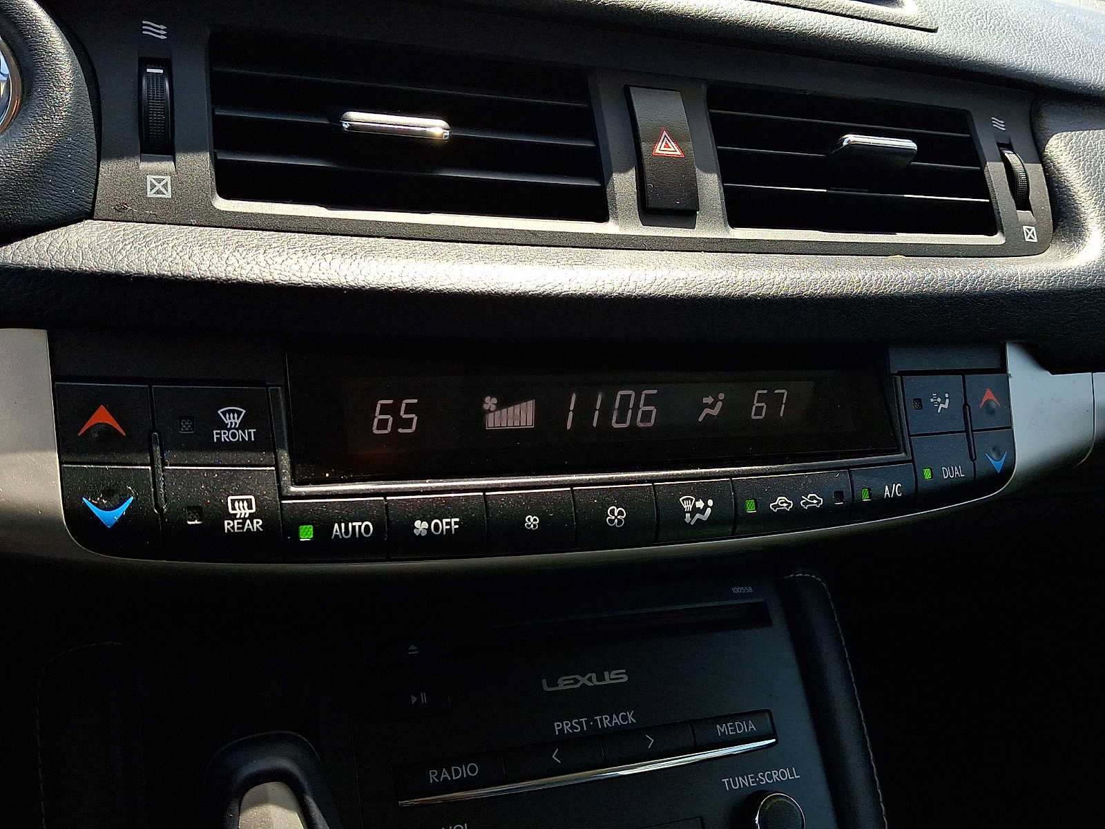 Used 2017 Lexus CT 200h w/ Navigation System Package FWD image 17