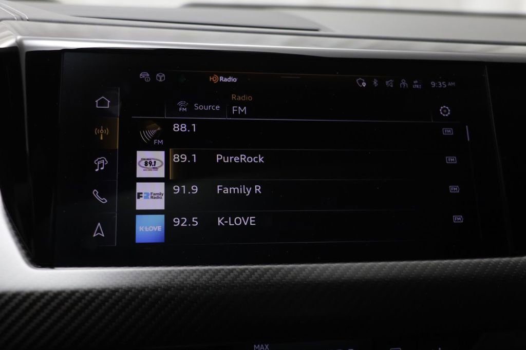 Used 2024 Audi e-tron GT Prestige AWD/4WD image 9