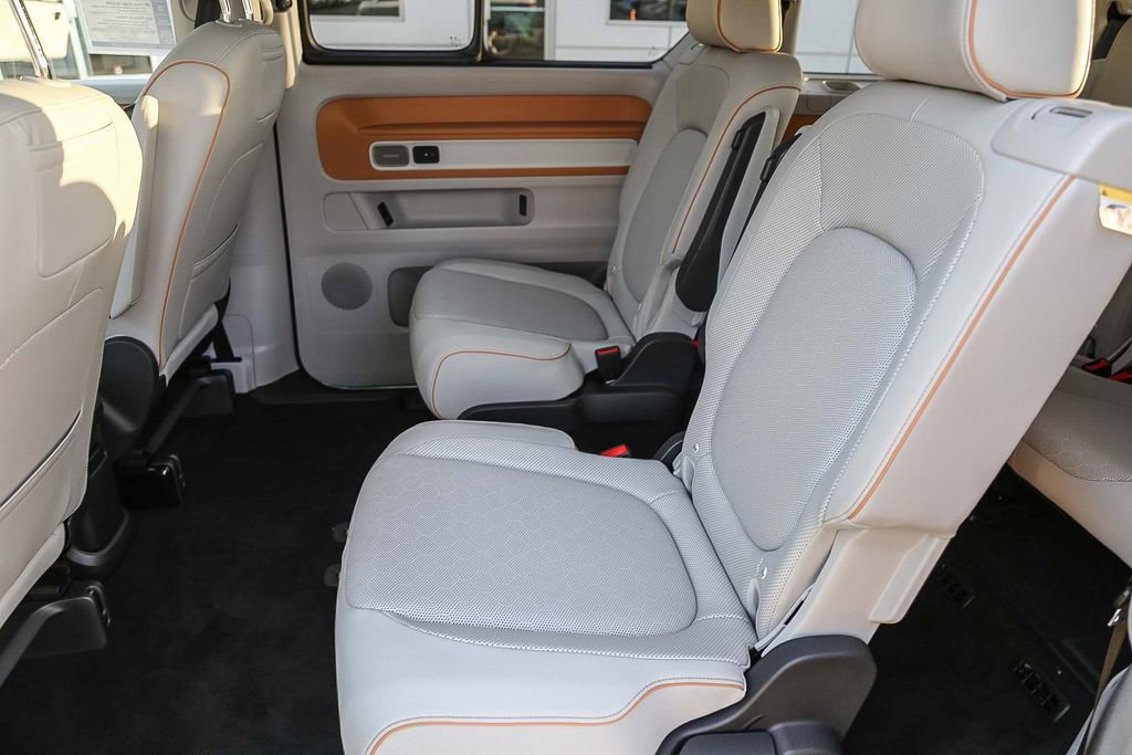 New 2025 Volkswagen ID. Buzz Pro S Plus image 27