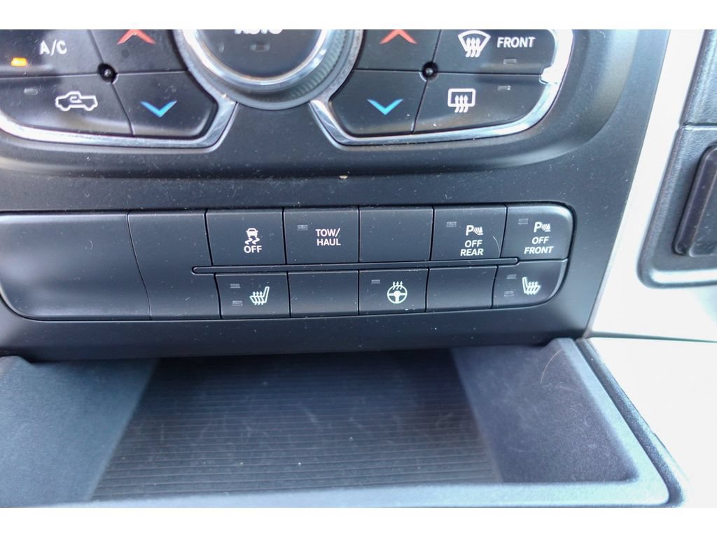 Used 2016 RAM 1500 Big Horn RWD image 24