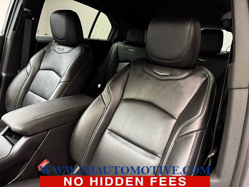 Used 2023 Cadillac XT4 Premium Luxury image 13