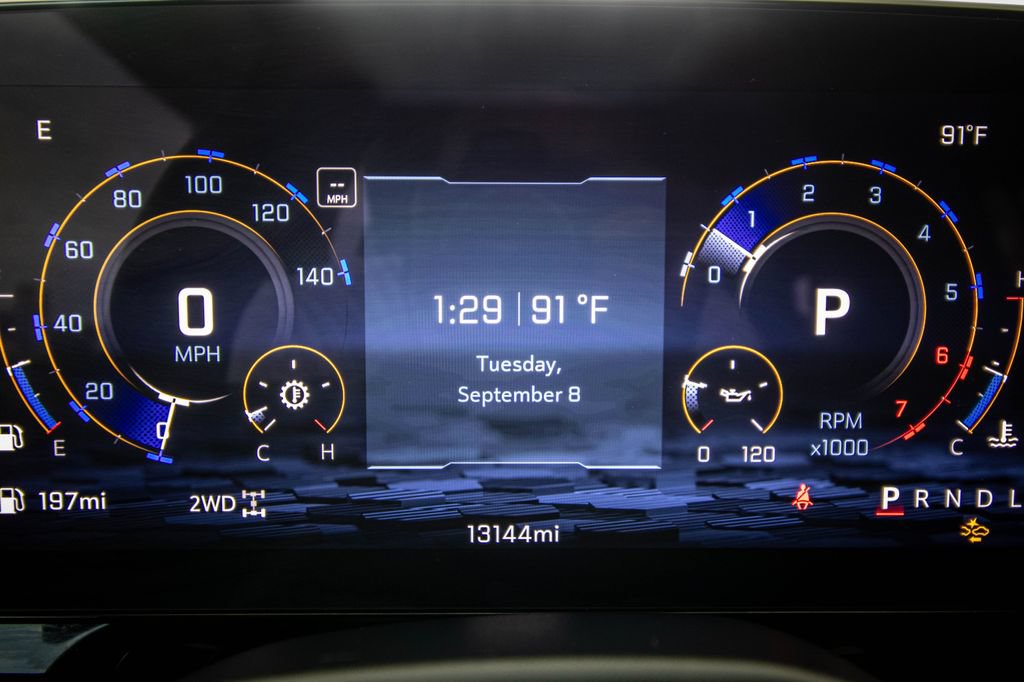 Used 2025 Chevrolet Suburban LS AWD/4WD image 37