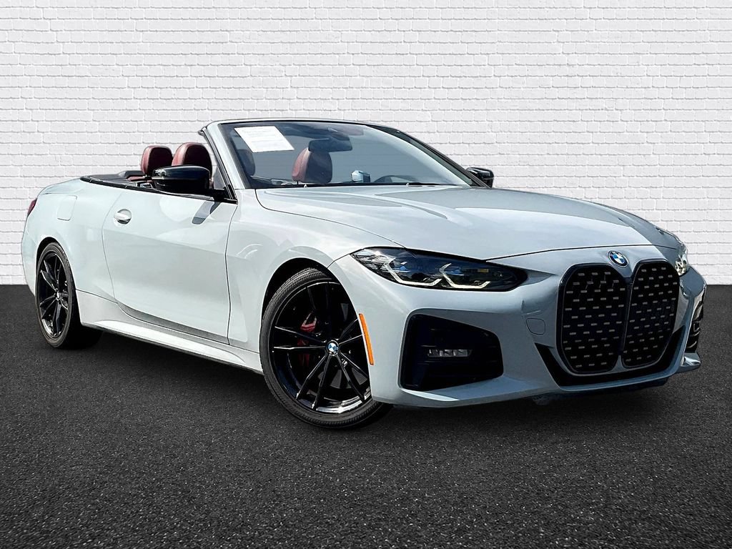 Used 2022 BMW 430i Convertible w/ M Sport Package RWD image 3