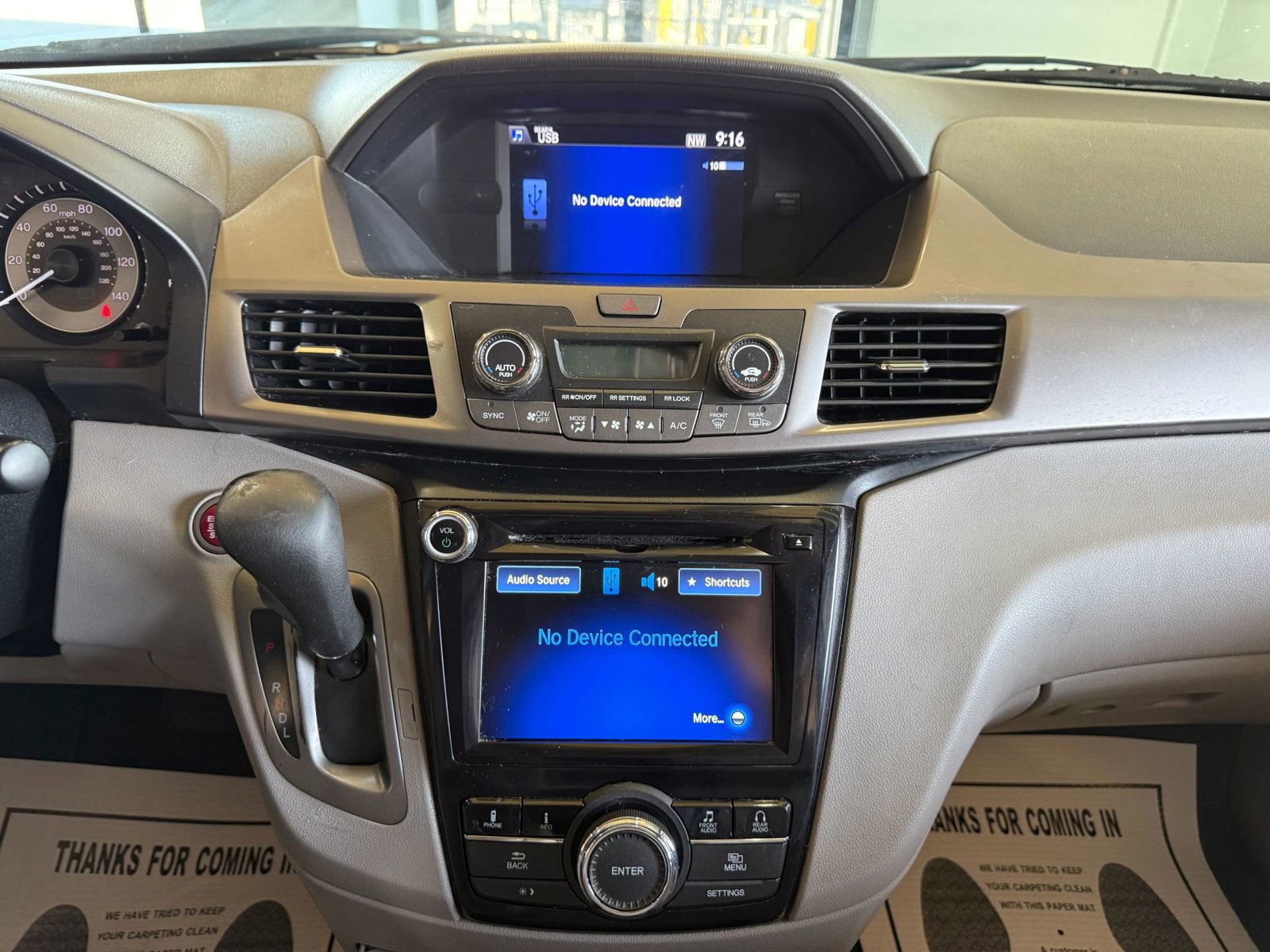 Used 2016 Honda Odyssey SE image 16