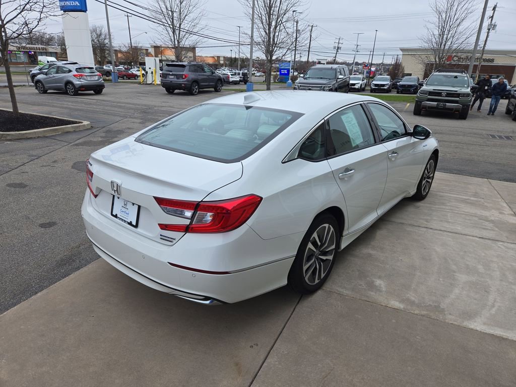 Certified 2019 Honda Accord Touring image 3
