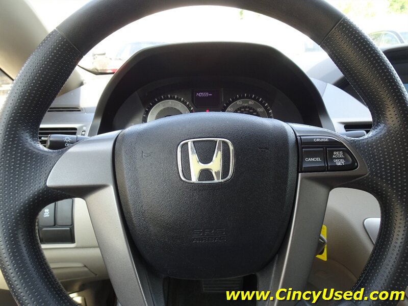 Used 2012 Honda Odyssey LX image 21
