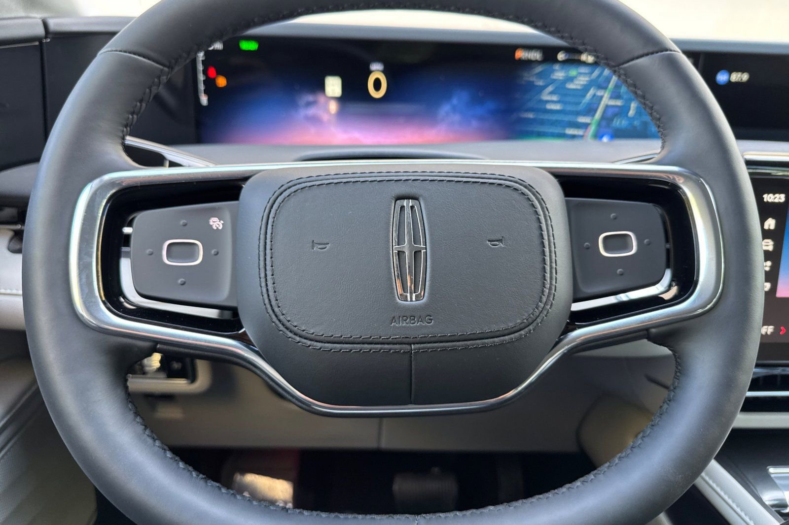 New 2026 Lincoln Nautilus Premier w/ Jet Appearance Package AWD/4WD image 21