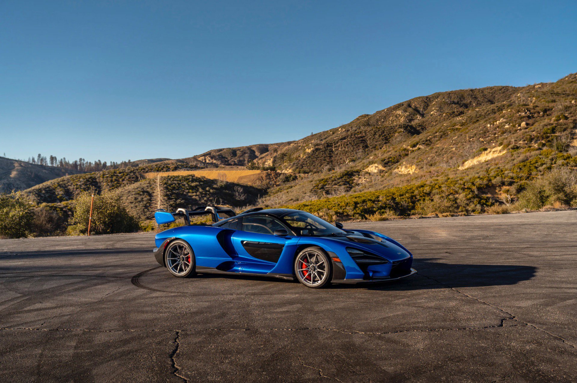Used 2019 McLaren Senna Coupe ULTRA RARE Only 1685 Mil image 74