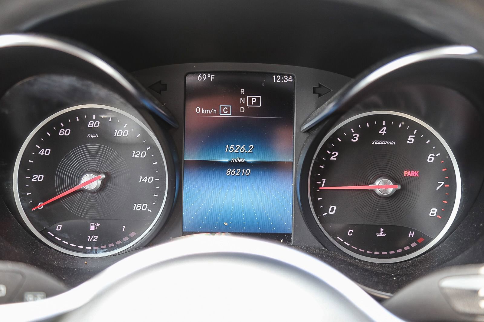 Used 2020 Mercedes-Benz GLC 300 4MATIC image 6