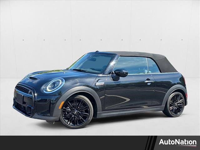 Used 2024 MINI Cooper S image 1