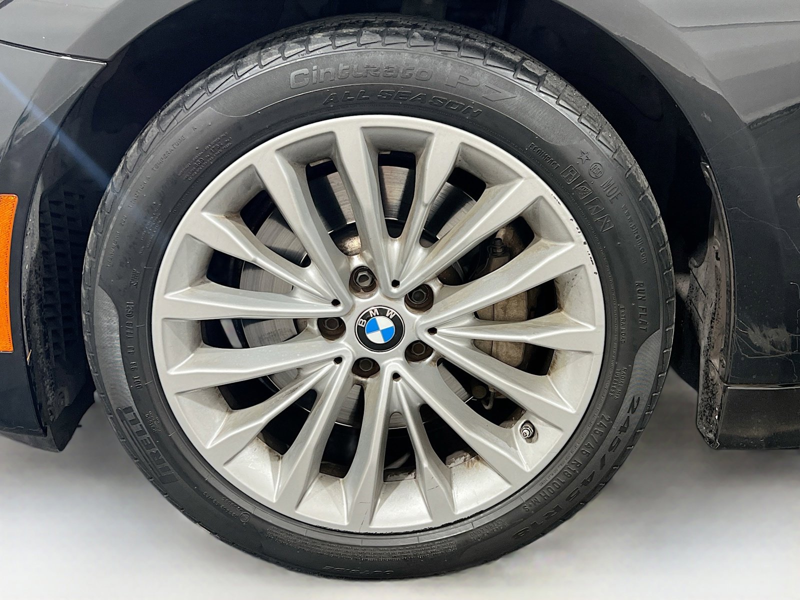 Used 2022 BMW 530i w/ Premium Package image 24