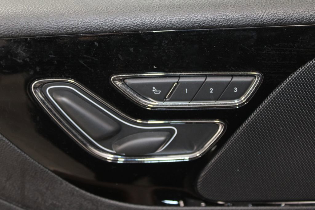 Used 2021 Lincoln Aviator Reserve w/ Equipment Group 201A AWD/4WD image 17