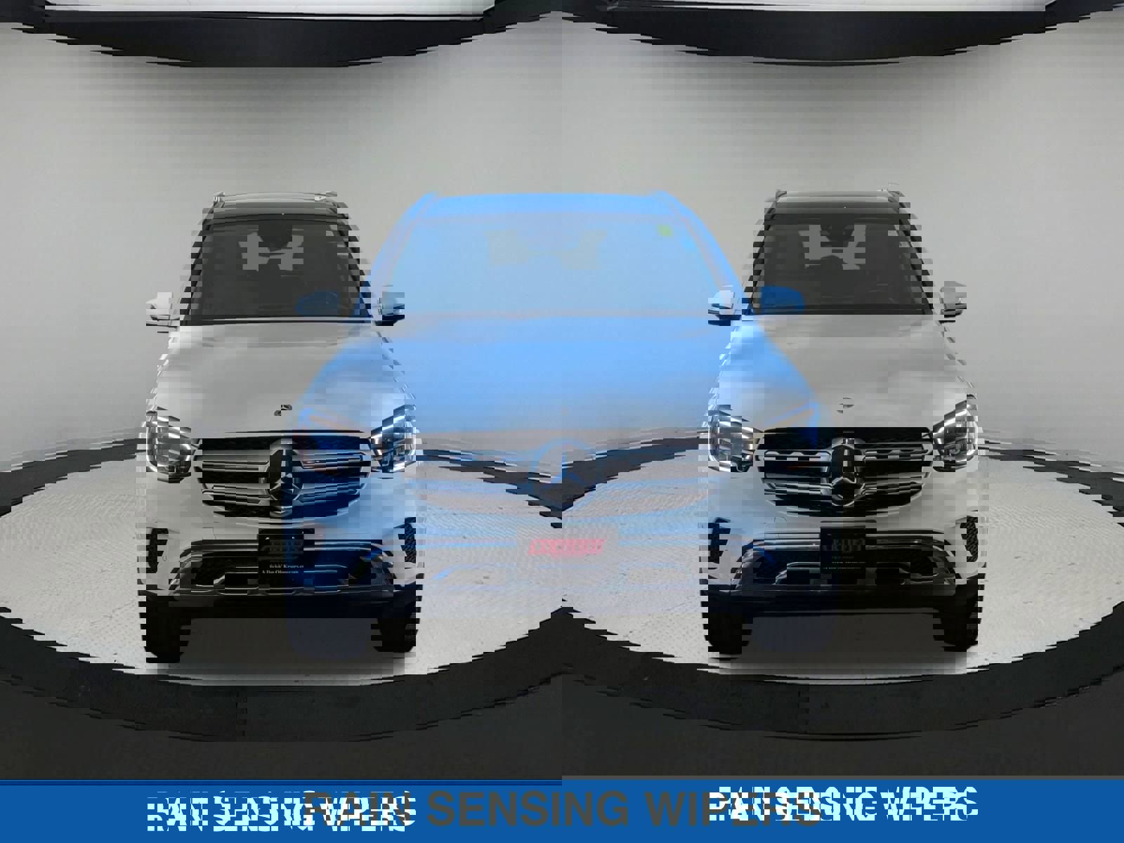 Used 2021 Mercedes-Benz GLC 300 4MATIC image 9